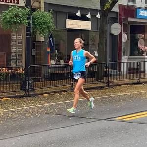 Meet your Posher, Kira